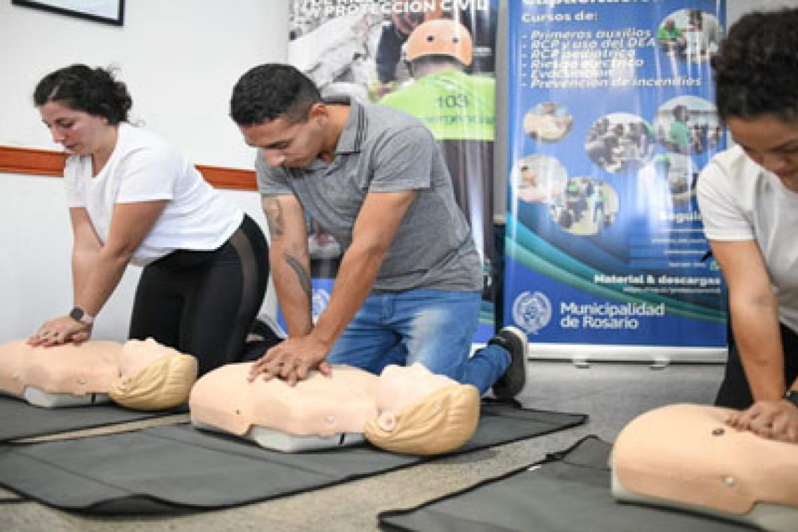 RCP y primeros auxilios: Rosario fortalece la capacitación ciudadana para actuar ante emergencias