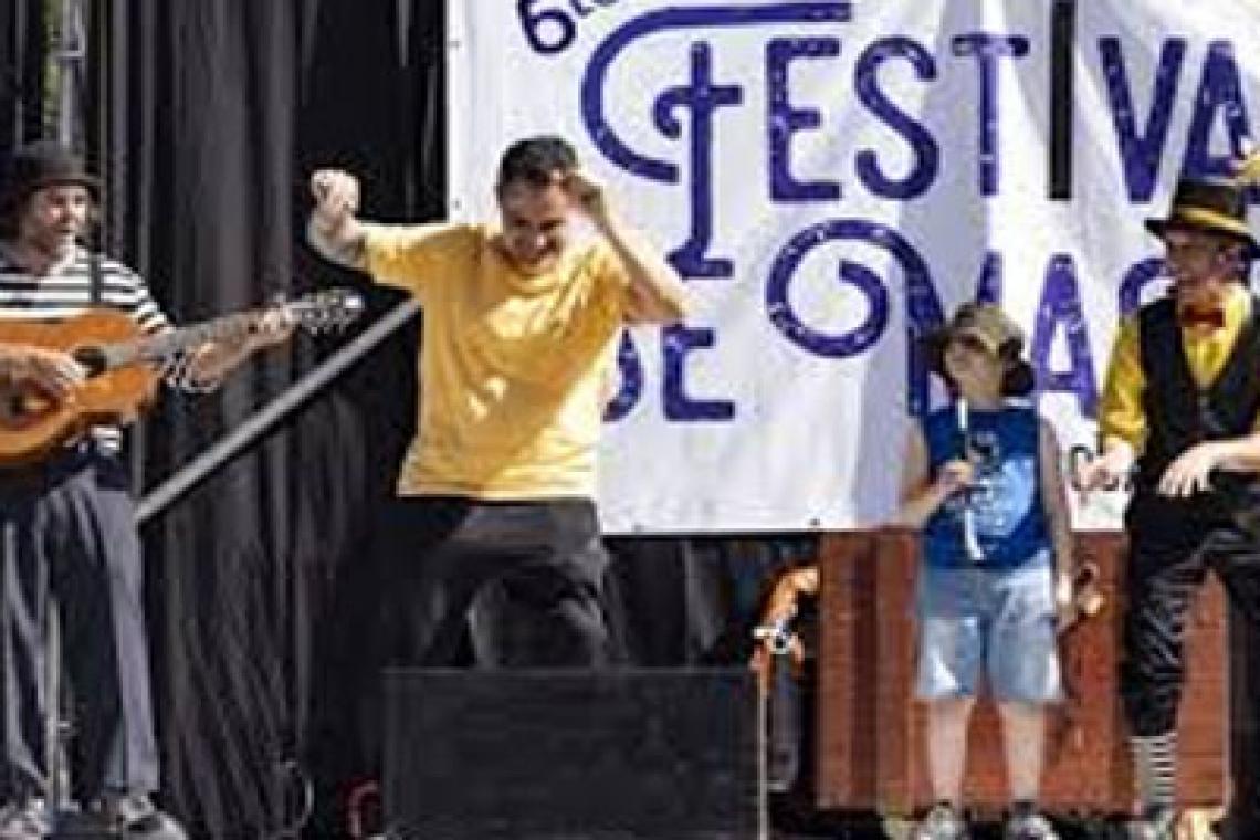 Vuelve el Festival de Magia de Rosario a la ex Aduana