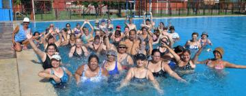 Más de 130 mil personas ya disfrutaron de las piletas recreativas en los polideportivos municipales esta temporada