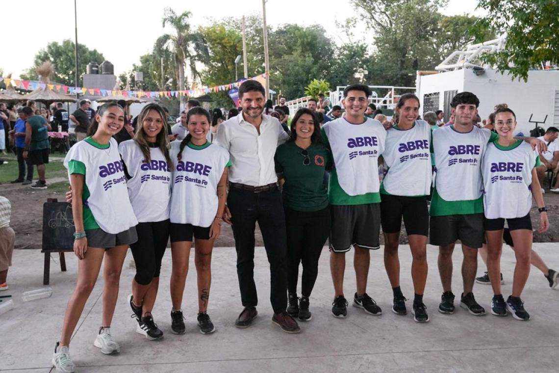 Plan Abre: Pullaro inauguró la remodelación del Club Sparta de Rosario