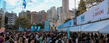 Rosario volvió a celebrar su identidad: más de 65.000 personas y tres toneladas de helado en la fiesta nacional