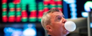 Fuerte rally financiero: las acciones argentinas se dispararon en Wall Street y el riesgo país cayó a mínimos de siete años