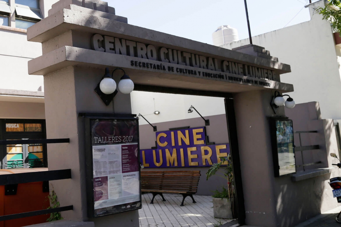 Centro Cultural Cine Lumière