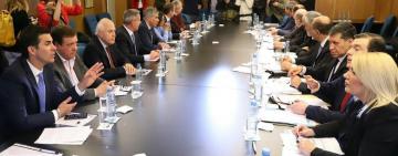 LA REUNIÓN DE GOBERNADORES Y RECHAZÓ “LA QUITA DE RECURSOS A LAS PROVINCIAS ARGENTINAS”