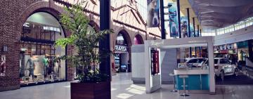 Los shoppings piden que se autorice la modalidad "take away" en todo el país