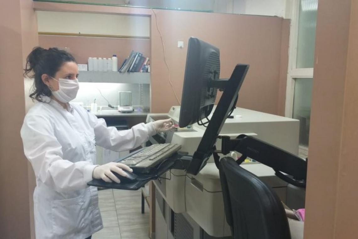 Un laboratorio de la UNR podrá hacer tests de Covid 19
