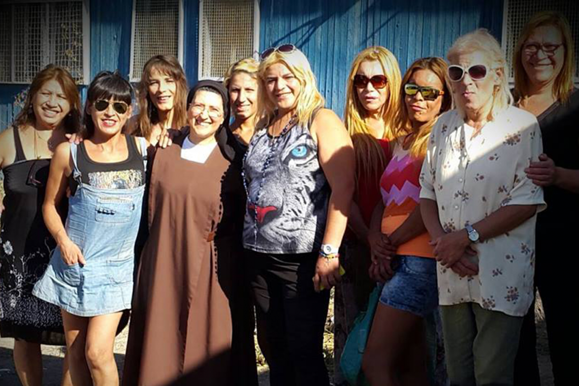 Un complejo de monoambientes para personas trans impulsado por una monja