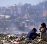 La pandemia acelera el crecimiento de la pobreza, que golpea a casi la mitad de los argentinos