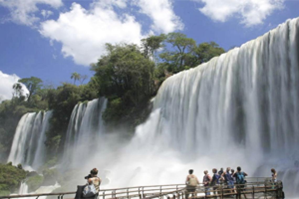 El año próximo habrá tres feriados turísticos
