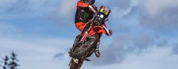 Los argentinos sobresalen en motos y cuatriciclos en el inicio del Rally Dakar