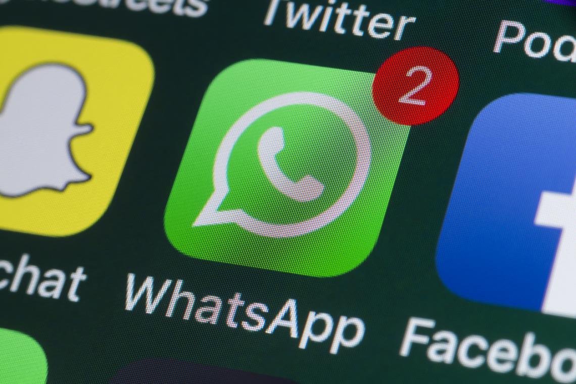 Las polémicas nuevas condiciones de WhatsApp que obligan a sus usuarios a compartir datos con Facebook