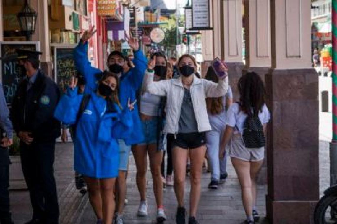 EL MINISTERIO DE SALUD BRINDÓ RECOMENDACIONES PARA EL TURISMO ESTUDIANTIL
