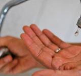 El agua no es una mercancía