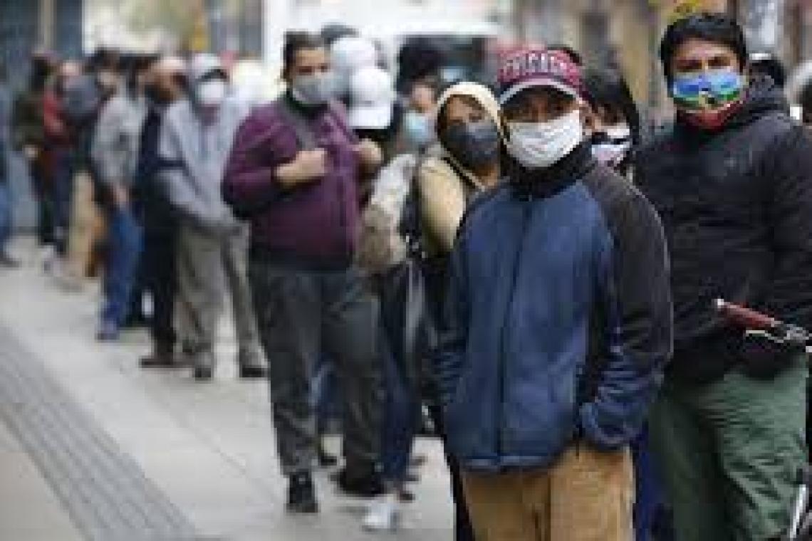 El desempleo se ubicó en el 11% al cierre del último trimestre de 2020, informó el Indec