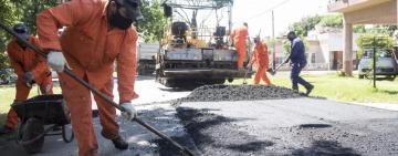 Arrancan trabajos de bacheo sobre Av. Belgrano entre Córdoba y Santa Fe