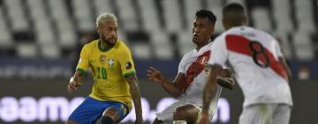 Brasil y Perú definen el primer finalista de la Copa América
