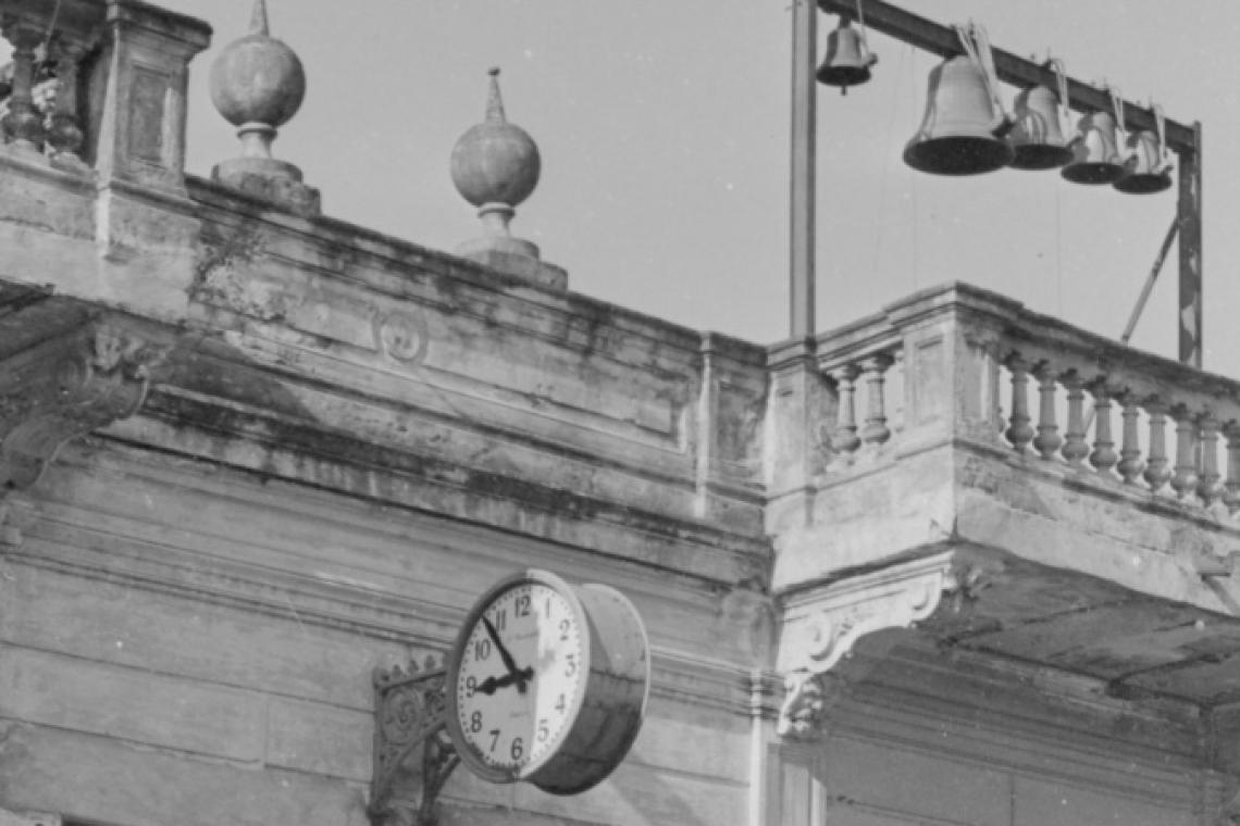 El Museo de la Ciudad recibe como donación un antiguo reloj y campanario