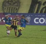 En un partido cambiante, Central igualó 2-2 ante Deportivo Táchira en Venezuela