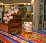 Emprendimientos locales ponen a la venta caña con ruda artesanal de producción propia