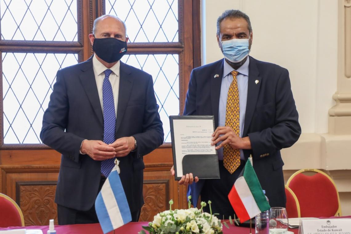 El gobernador recibió al embajador de Kuwait en argentina