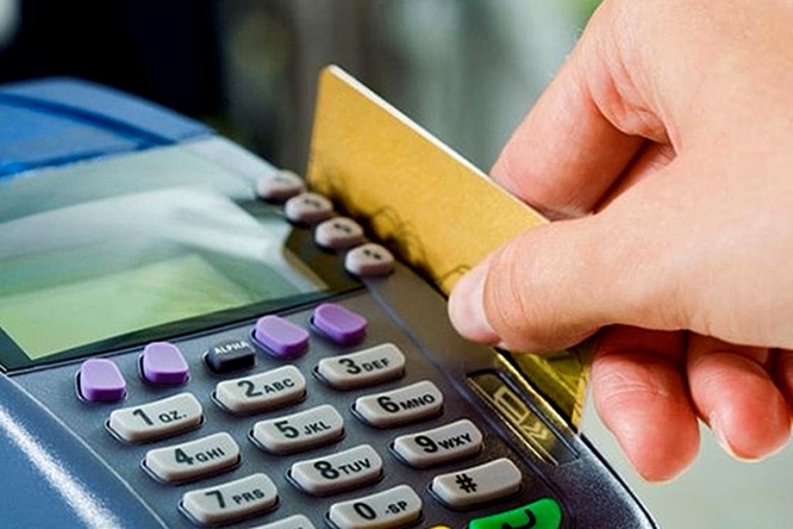 Creció el consumo con tarjetas de crédito y débito en noviembre