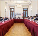 EL GOBERNADOR PEROTTI SE REUNIÓ EN LA CASA GRIS CON LEGISLADORES NACIONALES