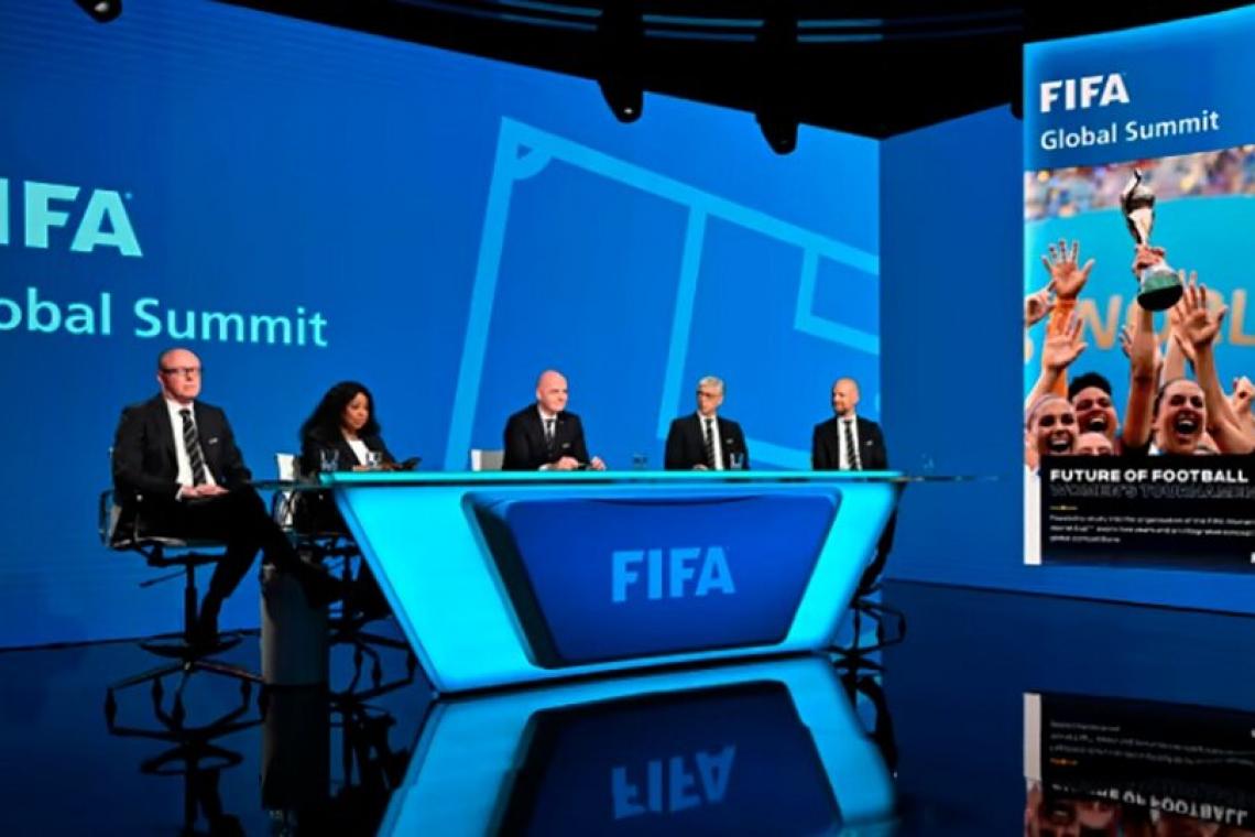 La FIFA dice que tiene "mayoría" para aprobar los Mundiales cada dos años