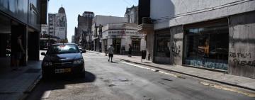 Peatonal San Martín: arrancan los trabajos en el cruce con calle San Luis