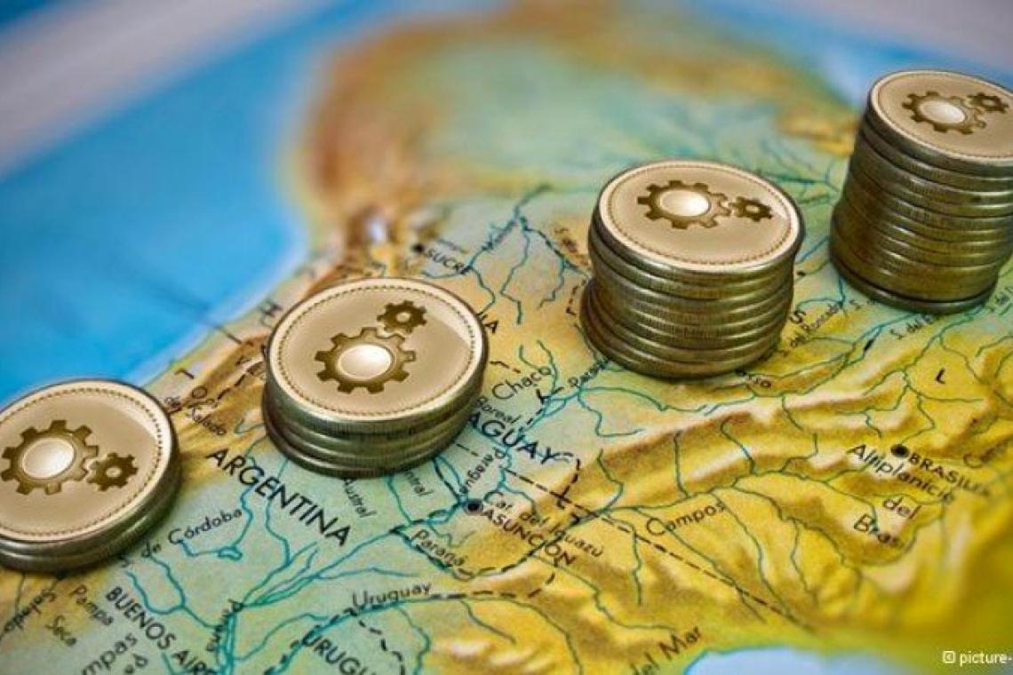 Cómo América Latina se convirtió en el mercado emergente que más deuda emite (y qué riesgos implica)