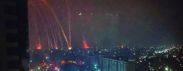 Crece la ofensiva sobre Kiev mientras Rusia afirma que está dispuesta a negociar