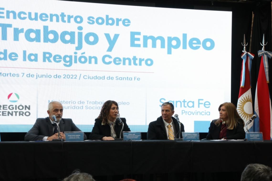 SE REALIZÓ EN LA CIUDAD DE SANTA FE EL ENCUENTRO SOBRE TRABAJO Y EMPLEO DE LA REGIÓN CENTRO
