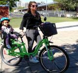 Mi bici tu bici incorpora sillitas para trasladar niños y niñas