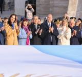 Perotti en el día de la bandera: “construyamos juntos generando riqueza, ese es el camino al desarrollo”