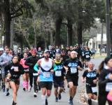 Más de 2.500 participantes le pusieron color y calor al XX Maratón Internacional de la Bandera