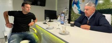 Cumbre entre Tapia y Scaloni: Qatar 2022, la preparación y el contrato del DT