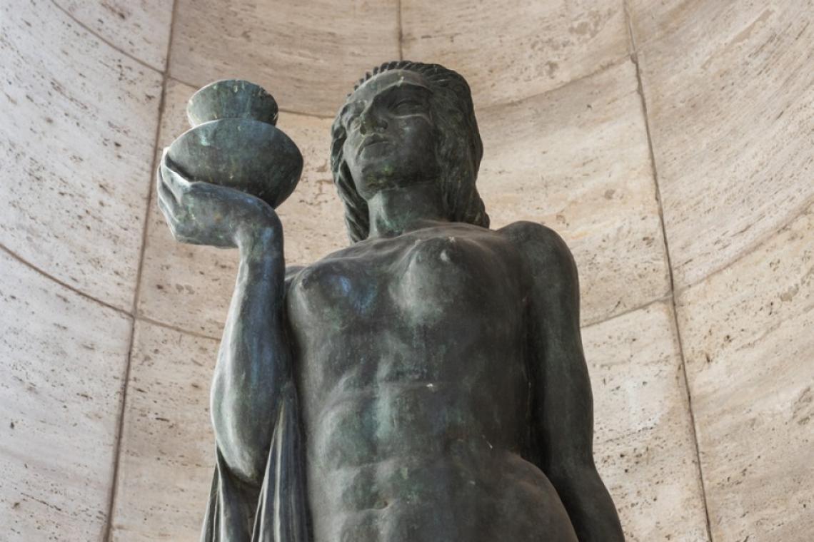 El Monumento a la Bandera invita a la visita guiada especial «Las Américas»