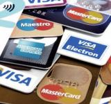 Los consumos con tarjeta superiores a US$ 300 por mes pagarán una percepción del 25%