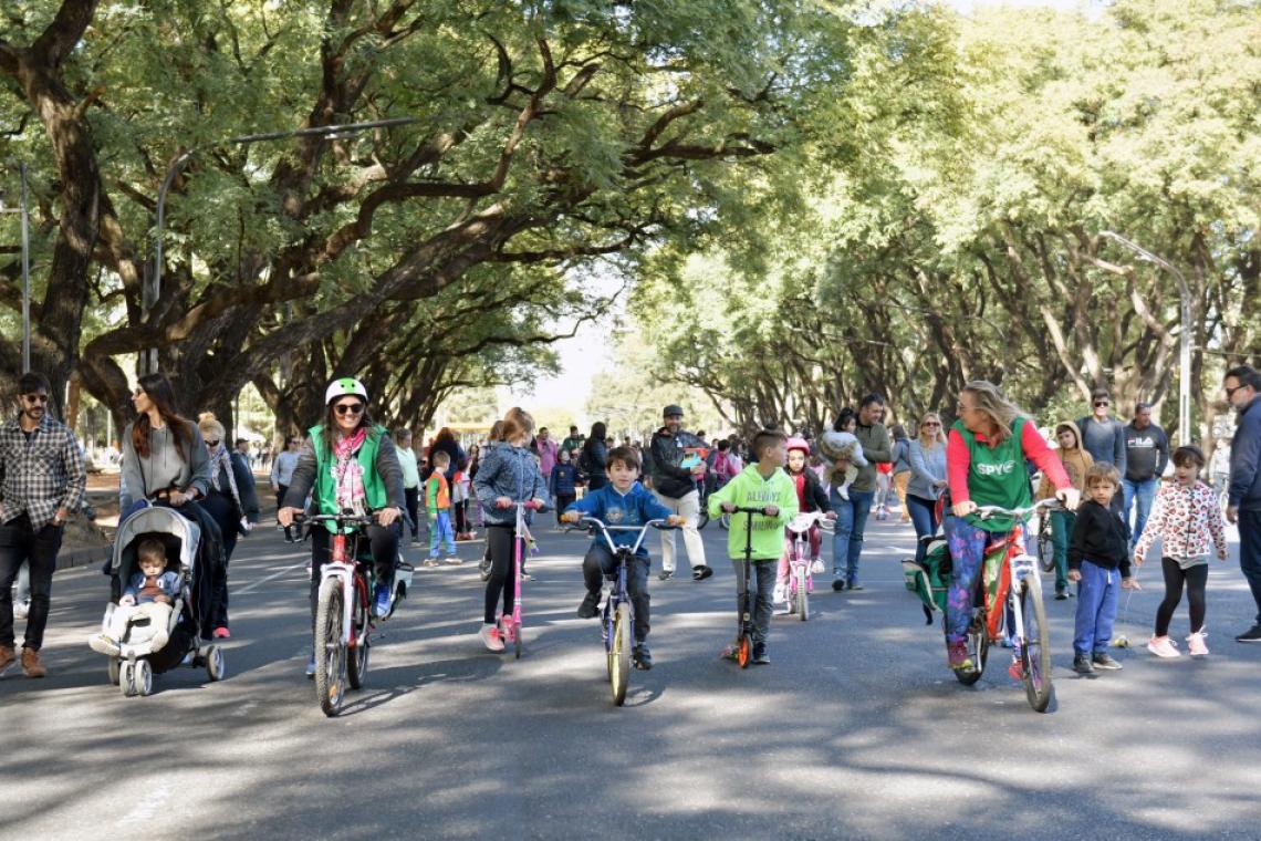 Calle Recreativa celebra sus primeros 12 años