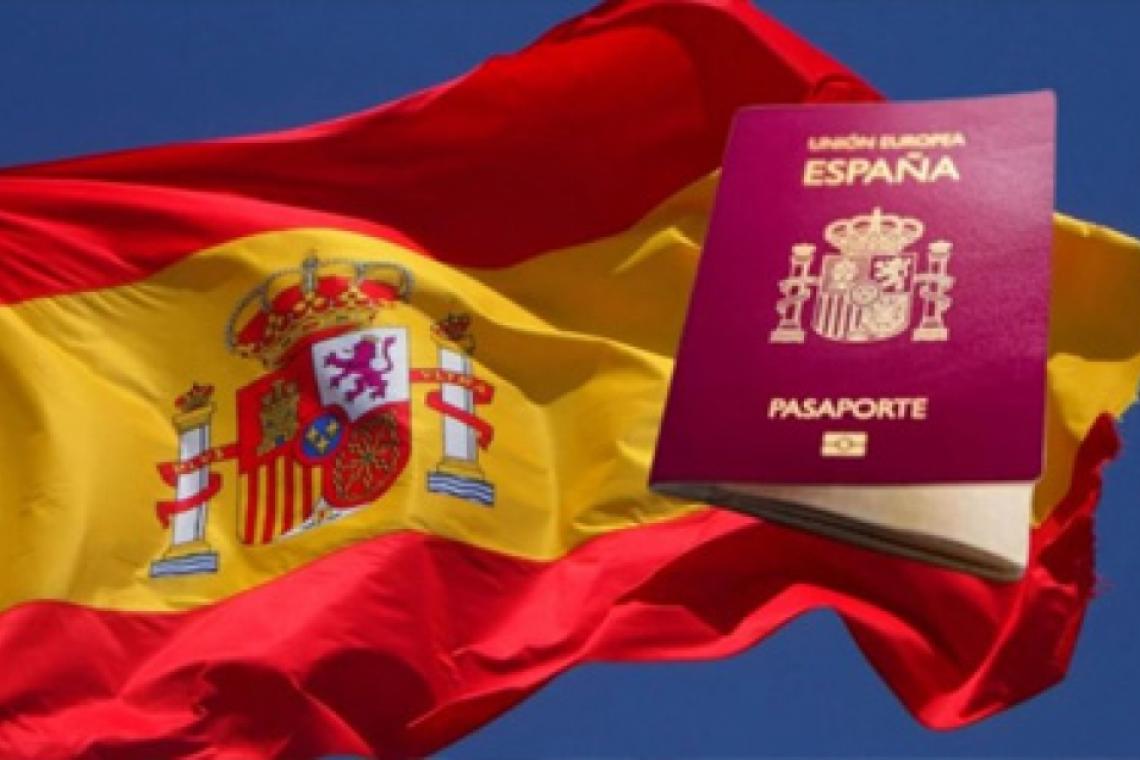 Nueva "Ley de Nietos" permite a más personas de América Latina acceder a la ciudadanía española