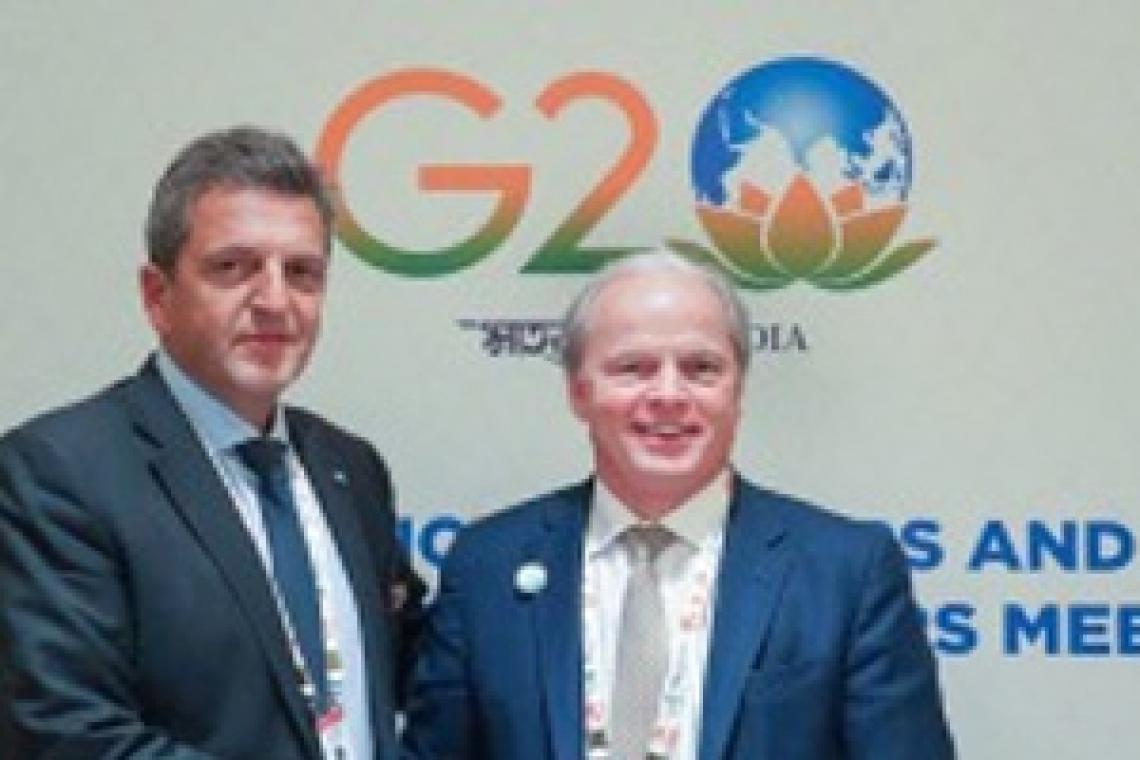 Massa se reunió con Banco Mundial para captar más de US$ 1.000 millones en primer semestre de 2023