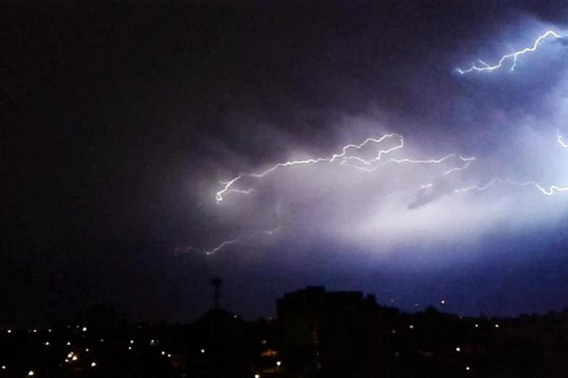 Rige alerta amarillo por tormenta para cinco provincias