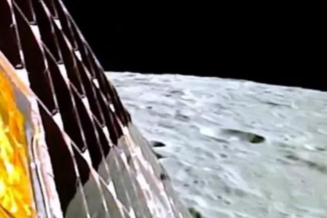 India hace historia al convertirse en el primer país en aterrizar una nave no tripulada en el polo sur de la Luna