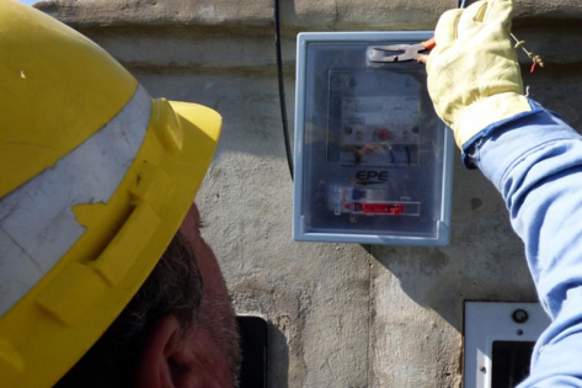 EPE SOCIAL: conectan al servicio eléctrico 1100 viviendas del BARRIO TOBA-QOM de Rosario