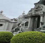 Invitan a un recorrido guiado por el cementerio El Salvador para rastrear la historia masónica de la ciudad