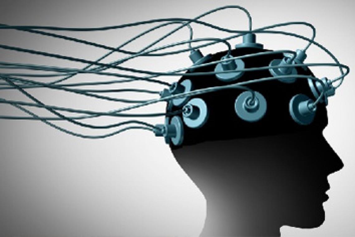 "Las empresas ya leen nuestra mente y sabrán aún más con la neurotecnología"