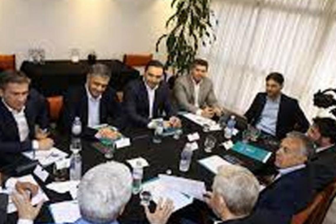 Cumbre de gobernadores: piden "ser tomados en cuenta" en la definición de políticas