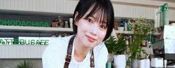 Un café en Japón tiene actores que pretenden ser tus amigos