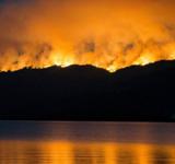 El incendio en el Parque Nacional Los Alerces ya afecta más de 1.000 hectáreas