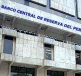 En medio de la competencia de monedas, el Gobierno liderado por Milei busca inspiración en el modelo peruano para facilitar la transición fuera del cepo. 