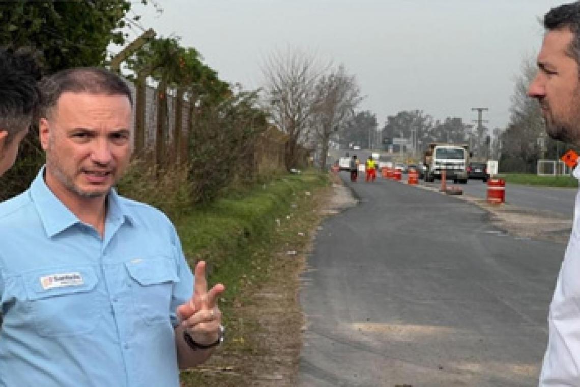 En Funes, Provincia reactivó la pavimentación de la avenida Galindo
